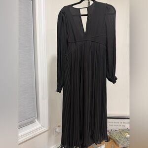 Michael Kors Elegant Black Pleated Dress